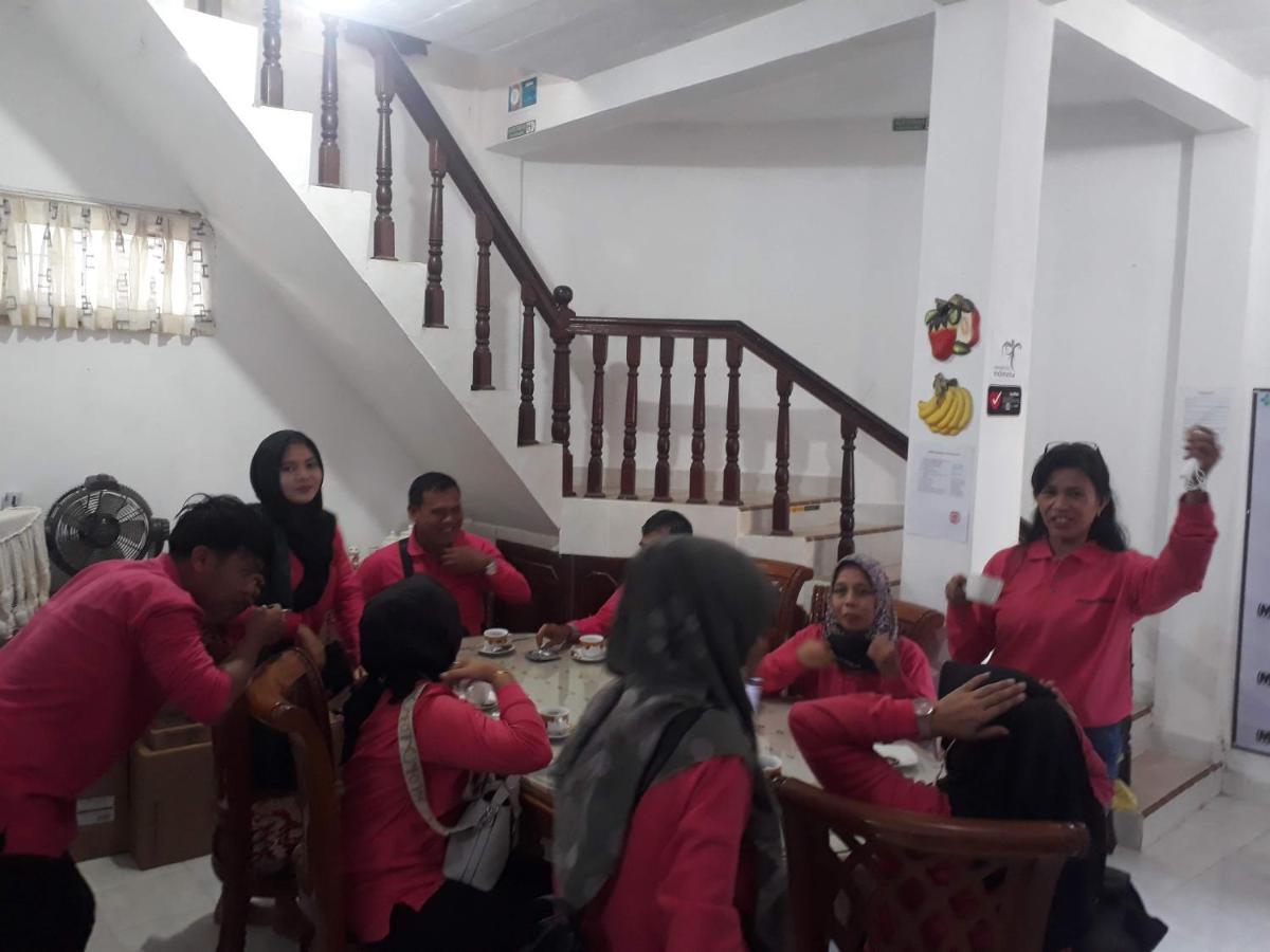 Bu Mimi Home Stay Painan Exterior foto