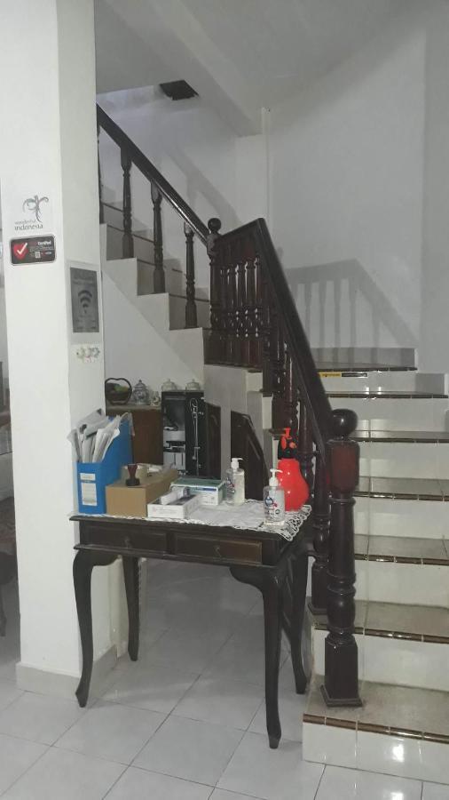 Bu Mimi Home Stay Painan Exterior foto