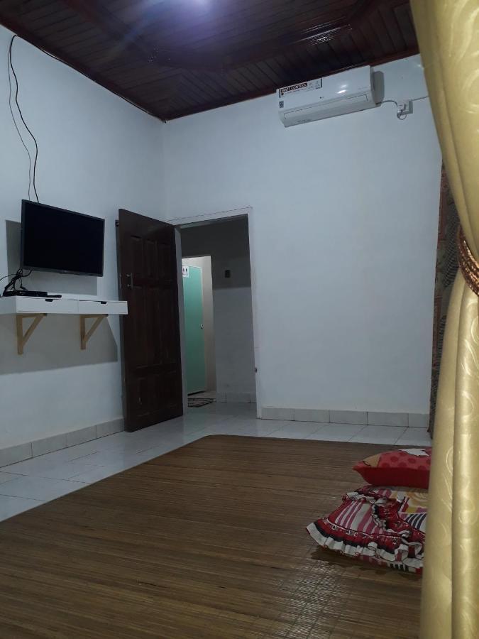 Bu Mimi Home Stay Painan Exterior foto