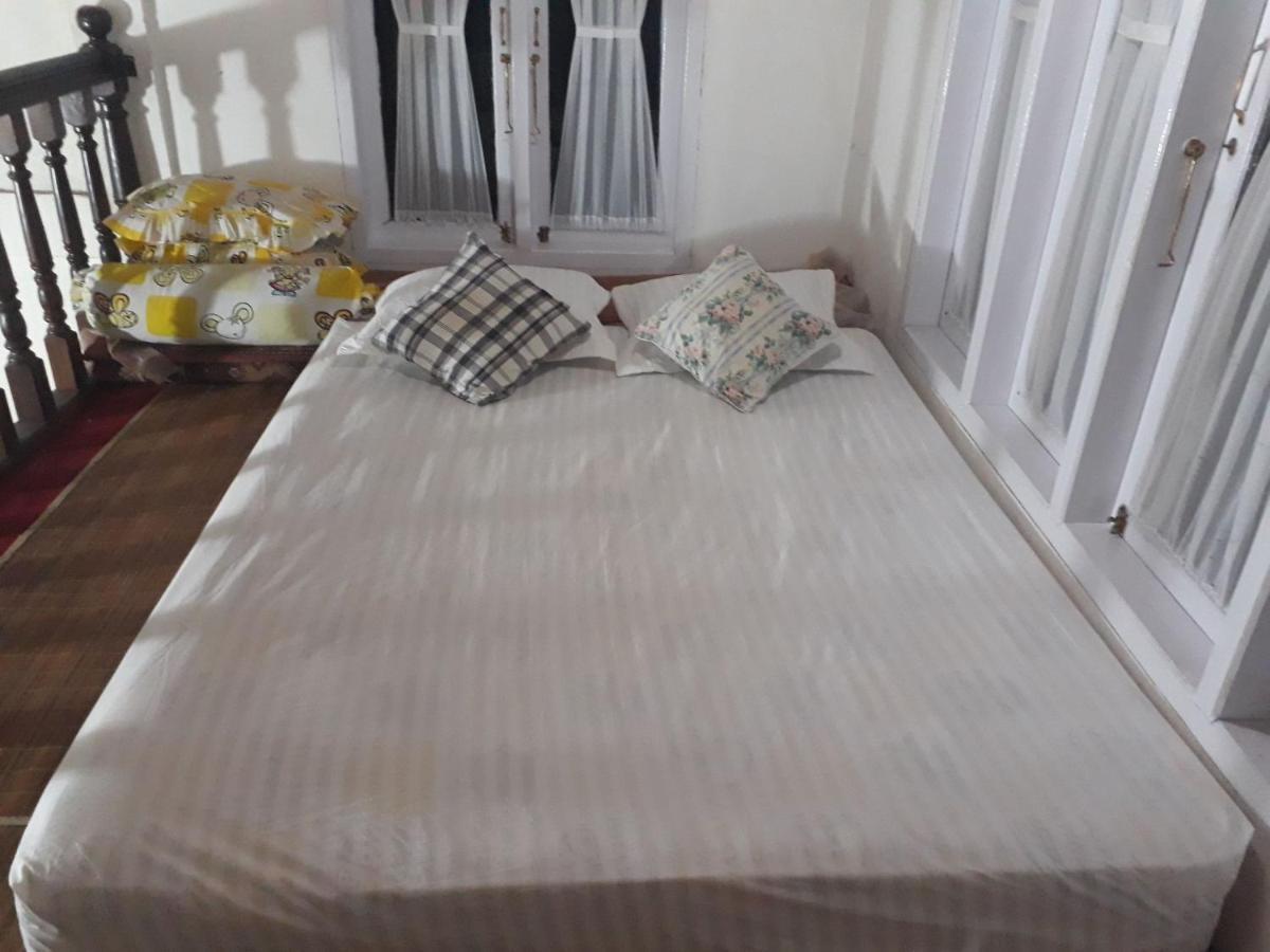 Bu Mimi Home Stay Painan Exterior foto