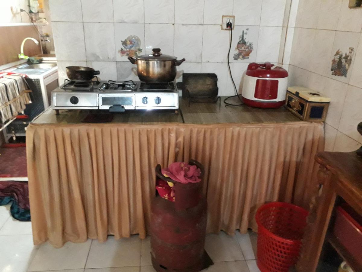 Bu Mimi Home Stay Painan Exterior foto